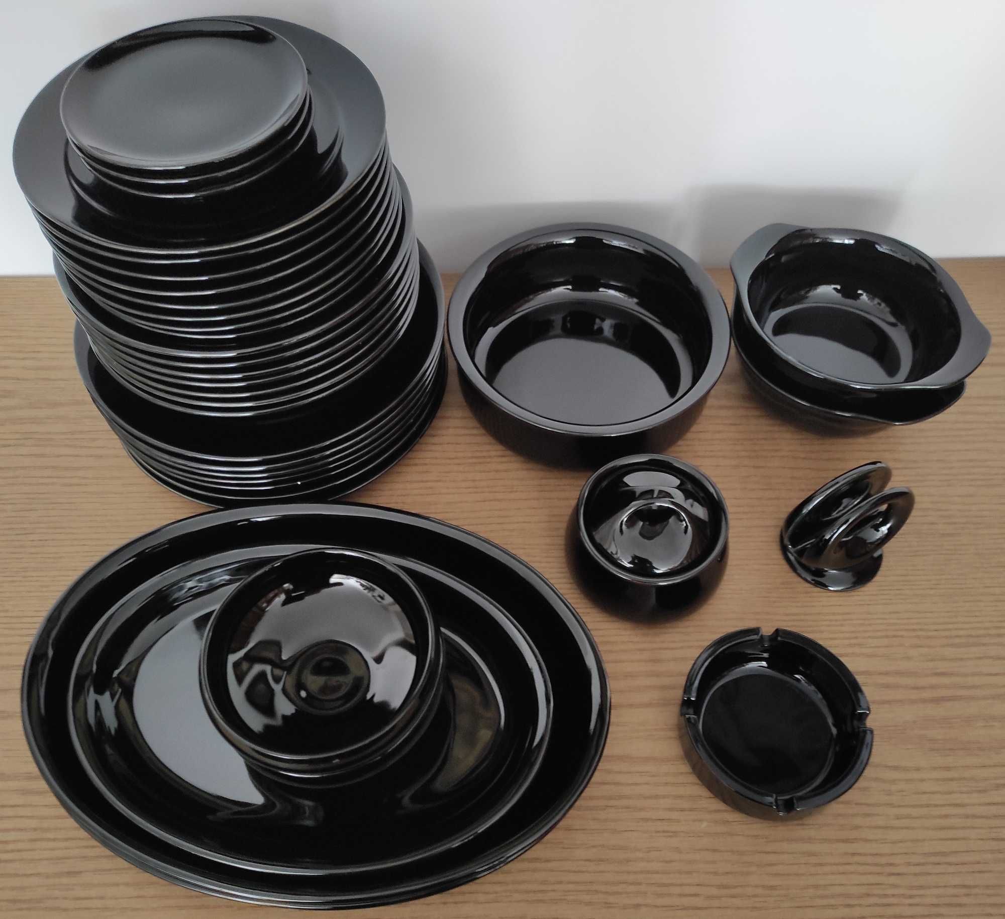 Czarny serwis obiadowy / zastawa stołowa – 36 elementów