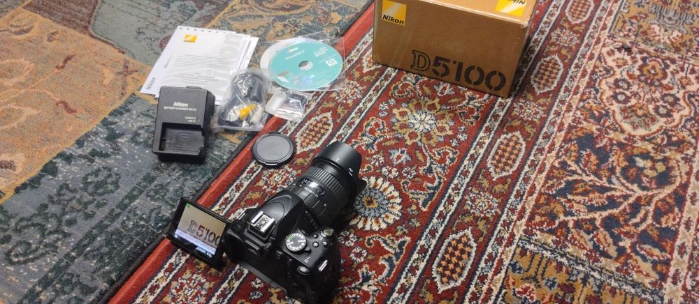 Nikon D5100 pełny komplet.