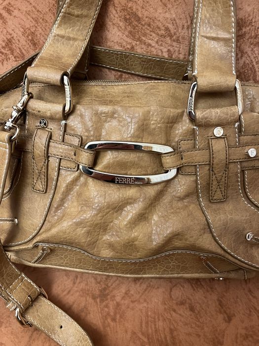 Сумка кожаная Ферре
