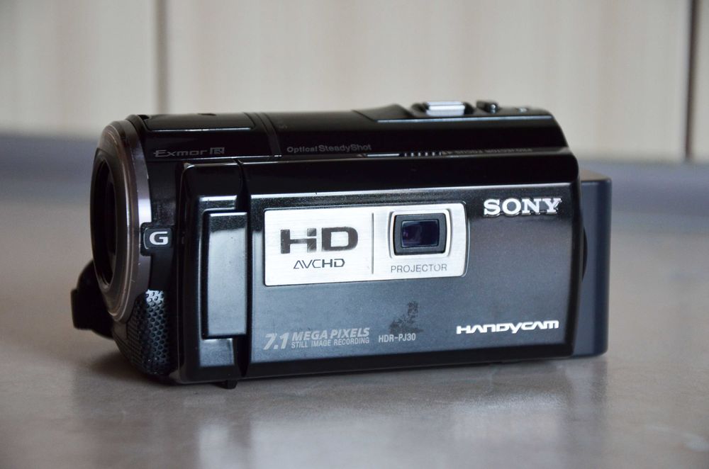 Видеокамера Sony HDR-PJ30