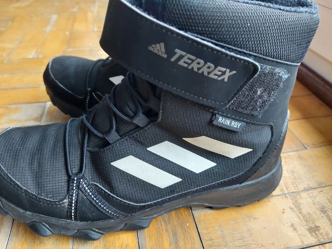 Buty Adidas Terrex Snow r.38