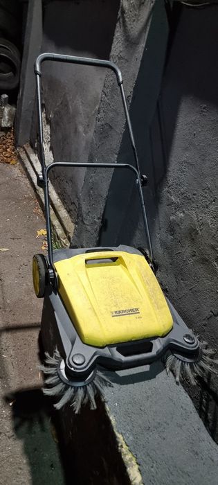 Carcher s650 підмітальна машинка