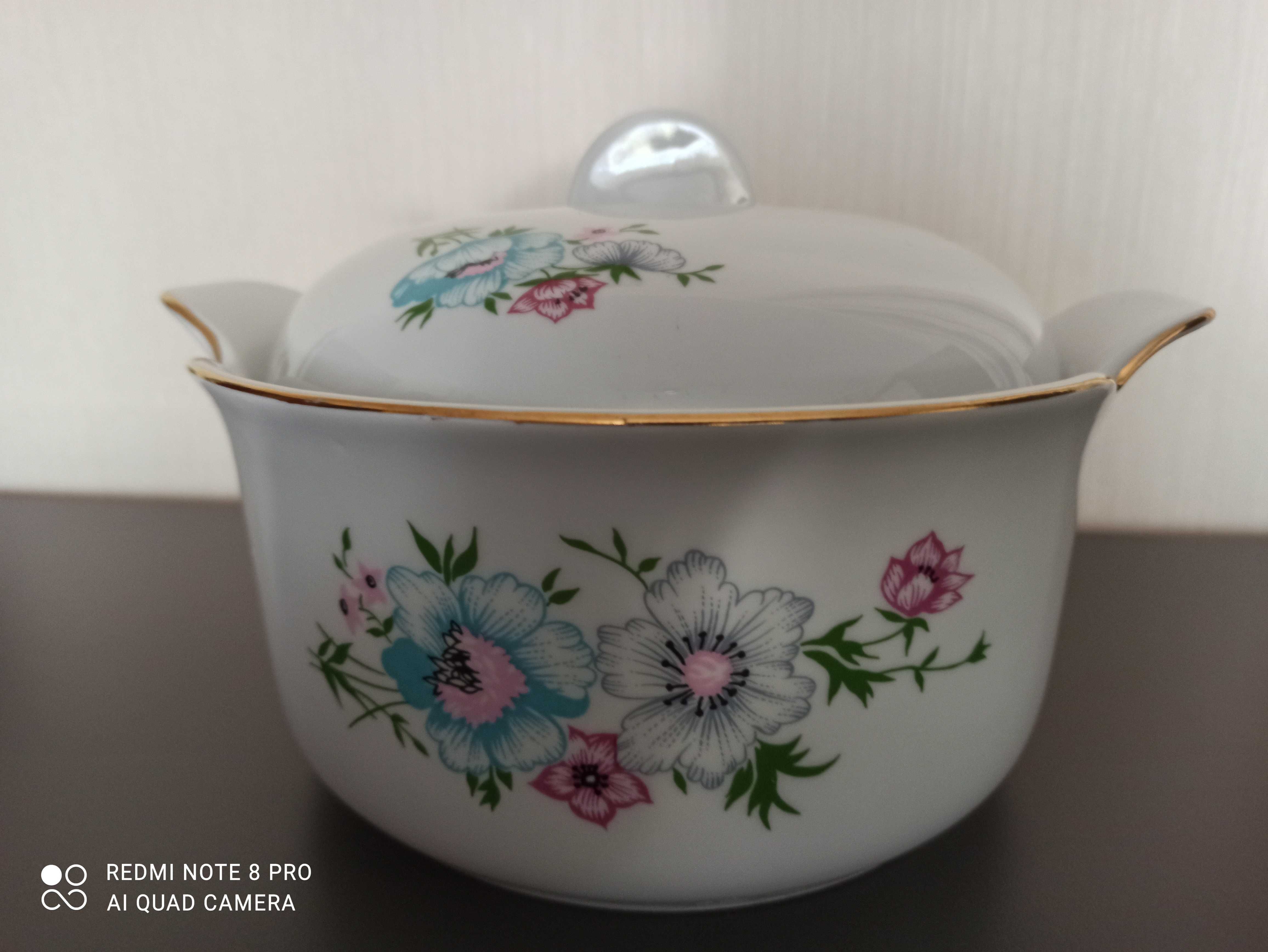 Waza, porcelana Wawel, Nowa
