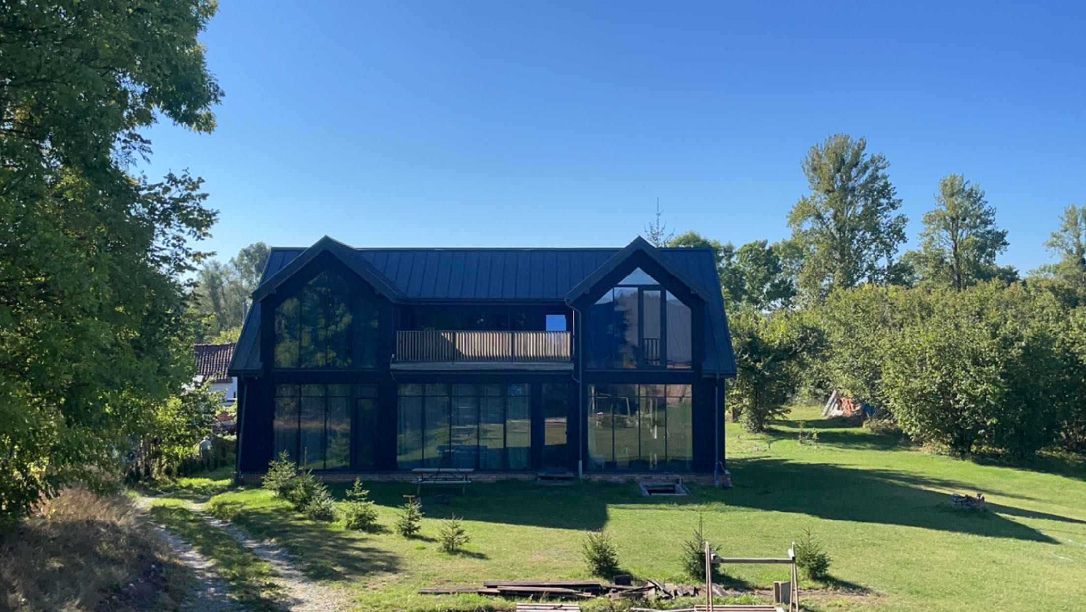 MAZURY, VILLA dom nad jeziorem na mazurach, SAUNA, EV 11 kw Charger