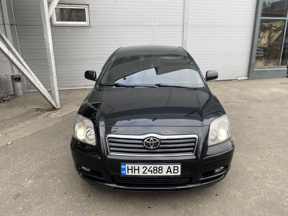 Продам Toyota avensis