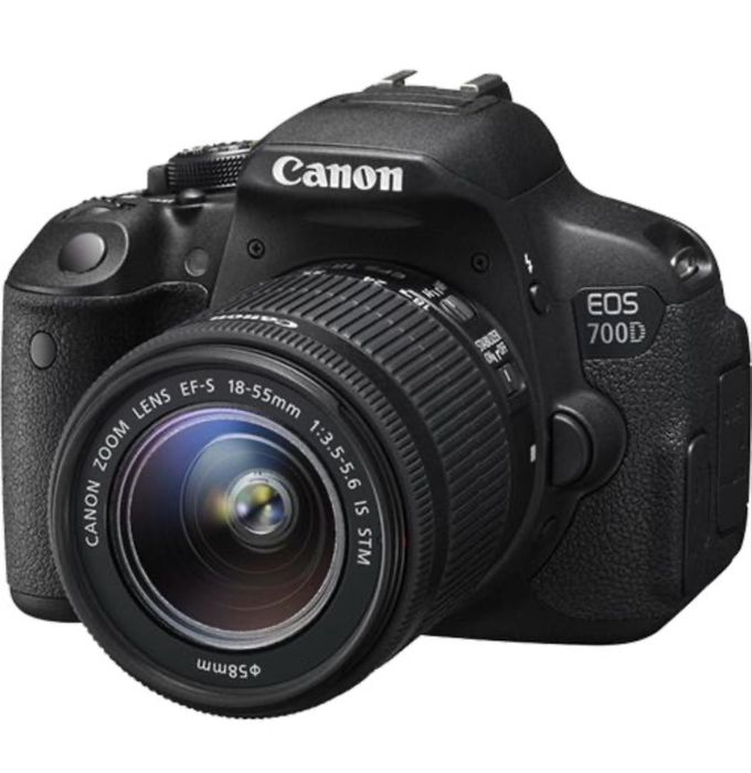 Camera Canon EOS 700D