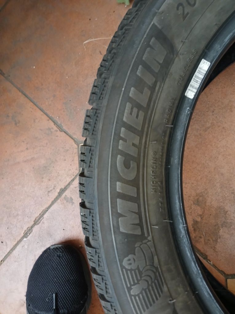 Шини зимні 4 шт. Michelin 205/55 R17