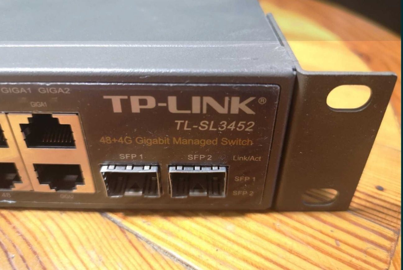 Коммутатор TP-LINK TL-SL3452