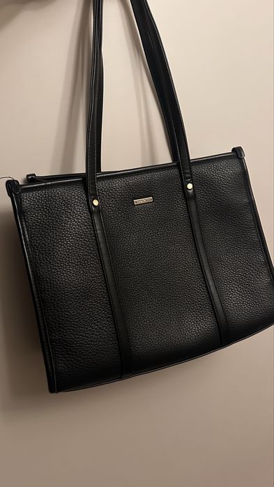 Czarna duża torebka wittchen na ramię kuferek shopperka ekoskóra