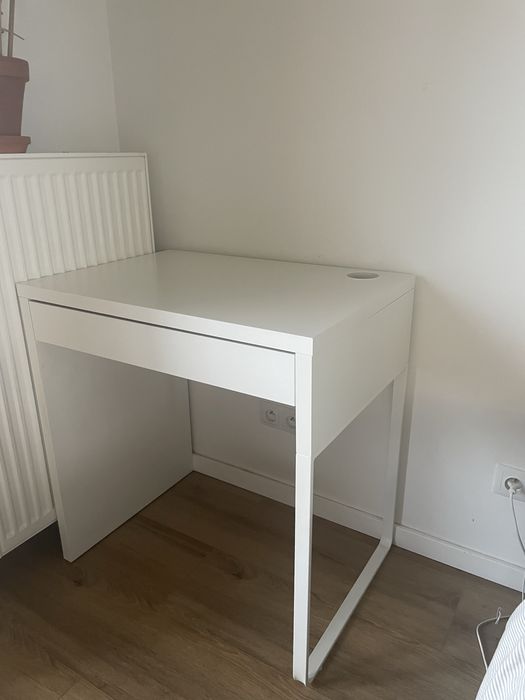 Biurko białe IKEA Micke
