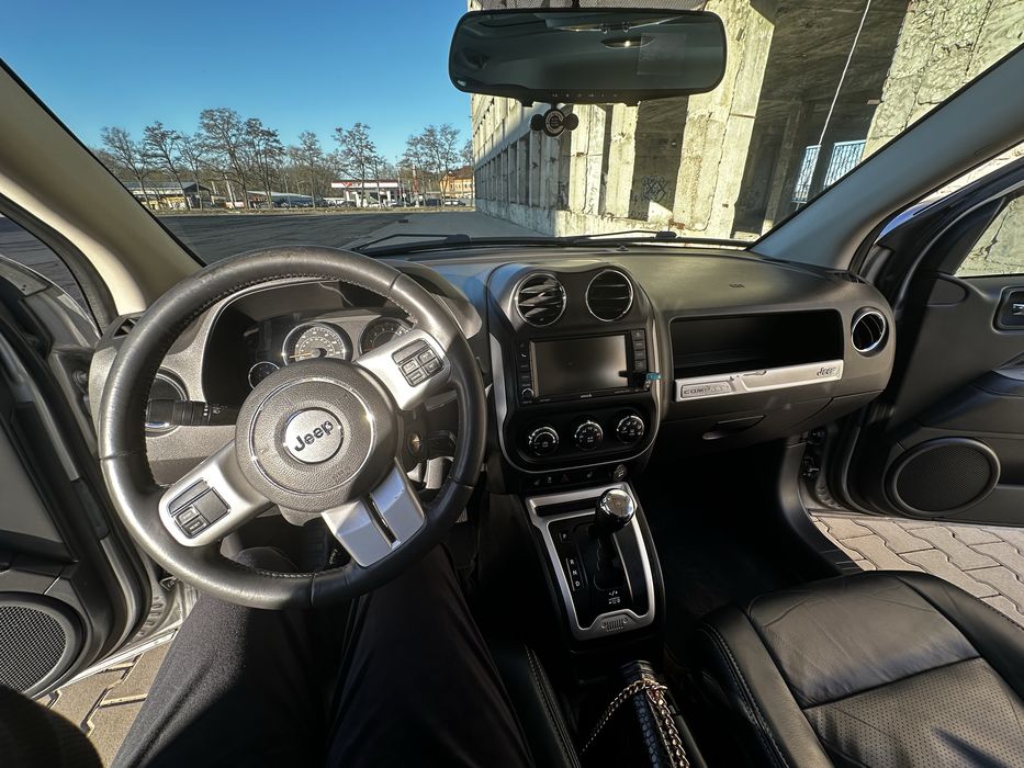 Авто Jeep compas