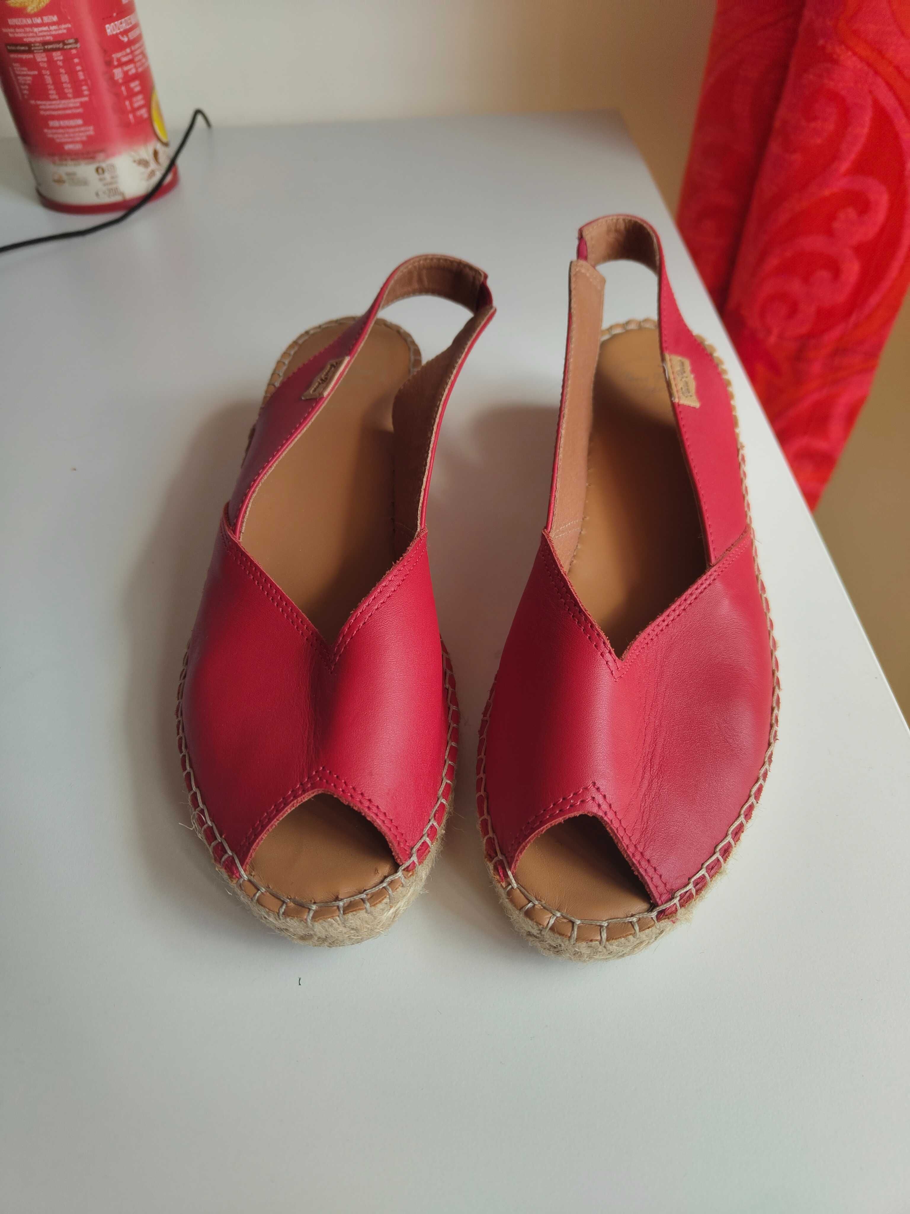 Czerwone espadryle damskie skórzane