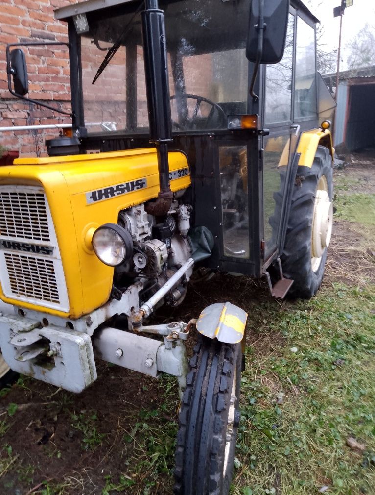 Ciągnik używany C330