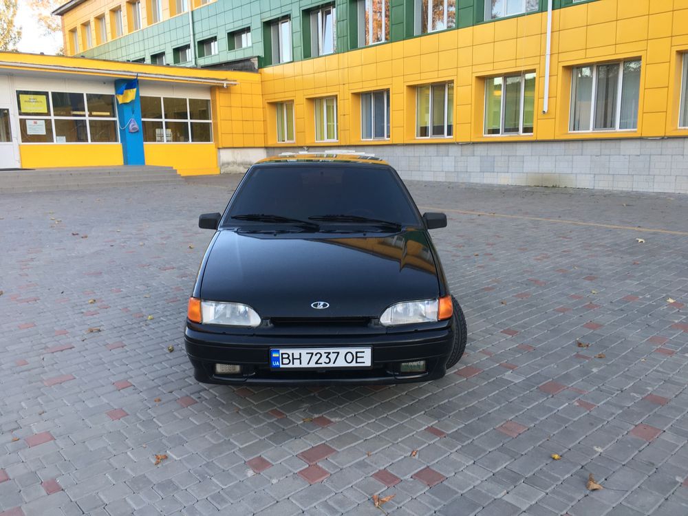Легковой автомобиль Ваз 2114