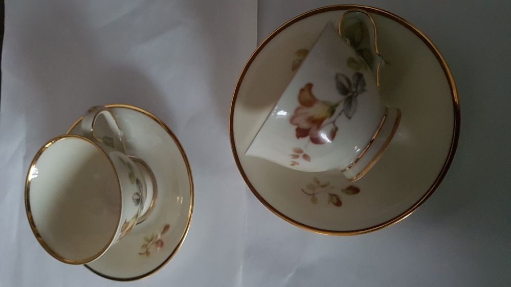 KOBENHAVN PORCELLAINS Maleri filiżanki duńska porcelana 2 szt.