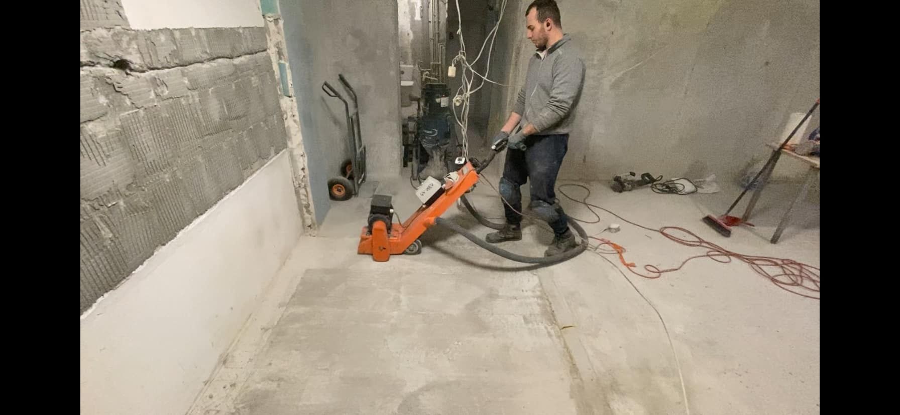 usuwanie subitu szlifowanie frezowanie betonu posadzki powłok kucie