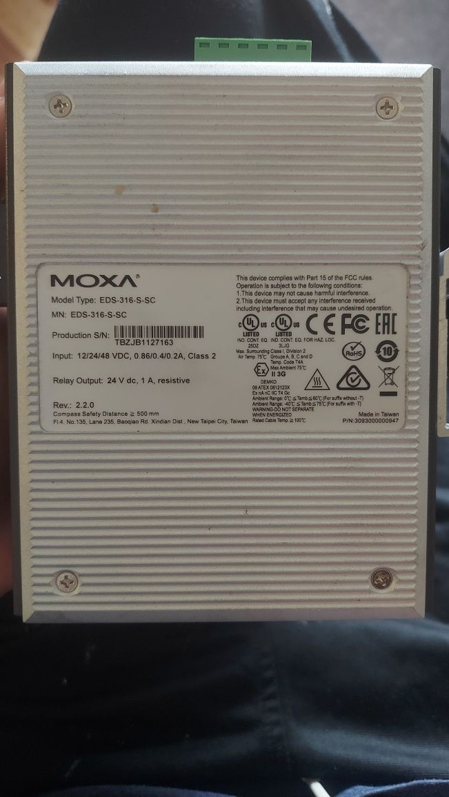 Switch MOXA EDS-316-S-SC