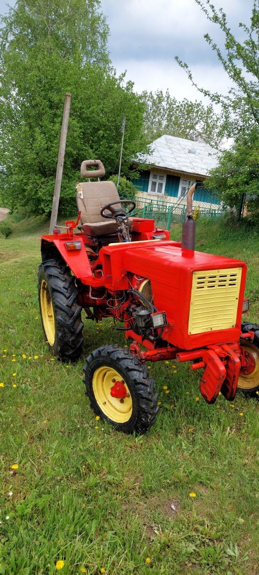 Продам Трактор т25