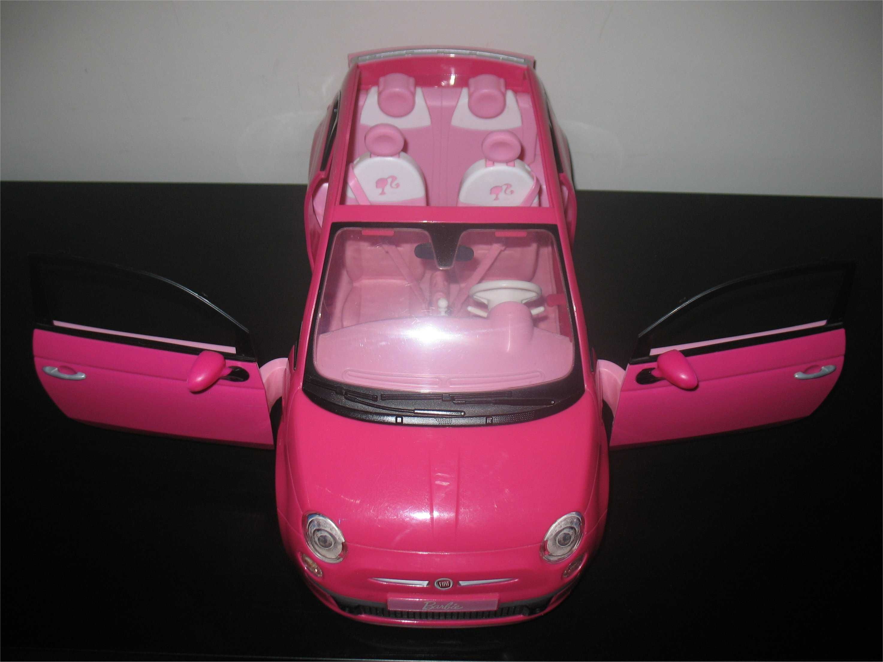 Fiat 500 do conjunto Barbie Y6857