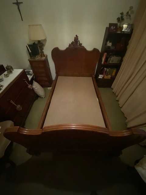 Mobiliário Quarto em ótimo estado - URGENTE (50% desconto)