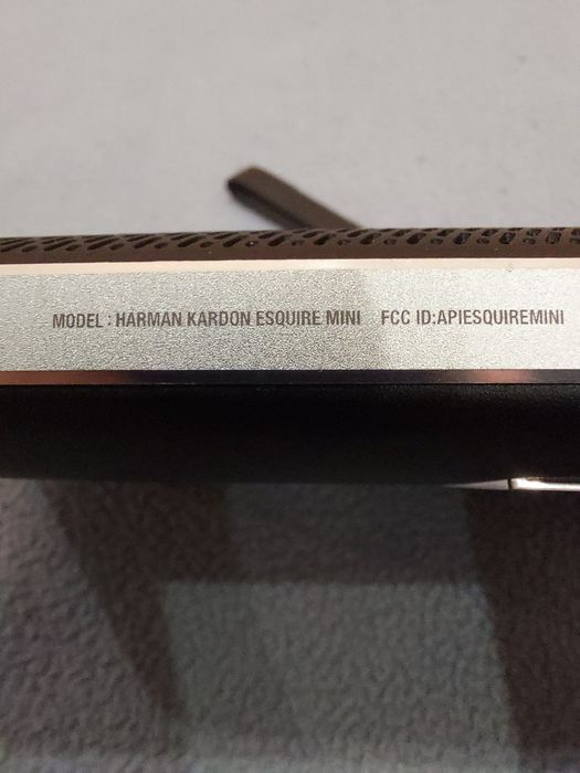 Портативна колонка Harman Kardon Esquire mini