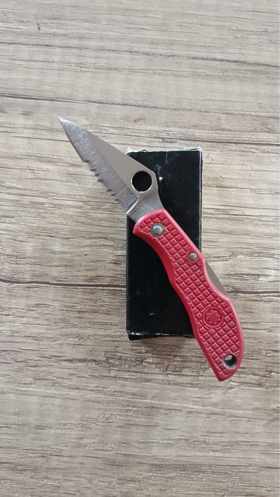Spyderco Ladybug Red 1994 рік. Уважно ознайомтеся з описом!
