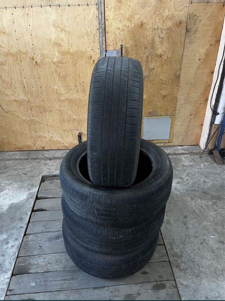 Продам резину goodyear eagle ls 225/55r18