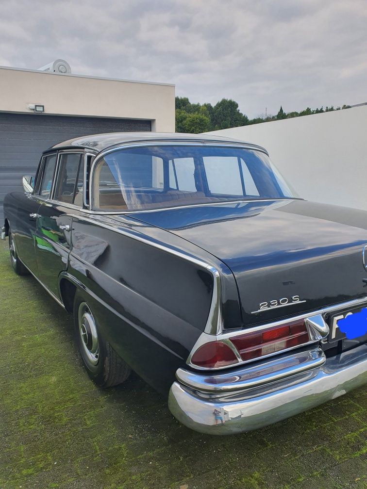 Mercedes w111 Rabo Peixe 230s (fintail)