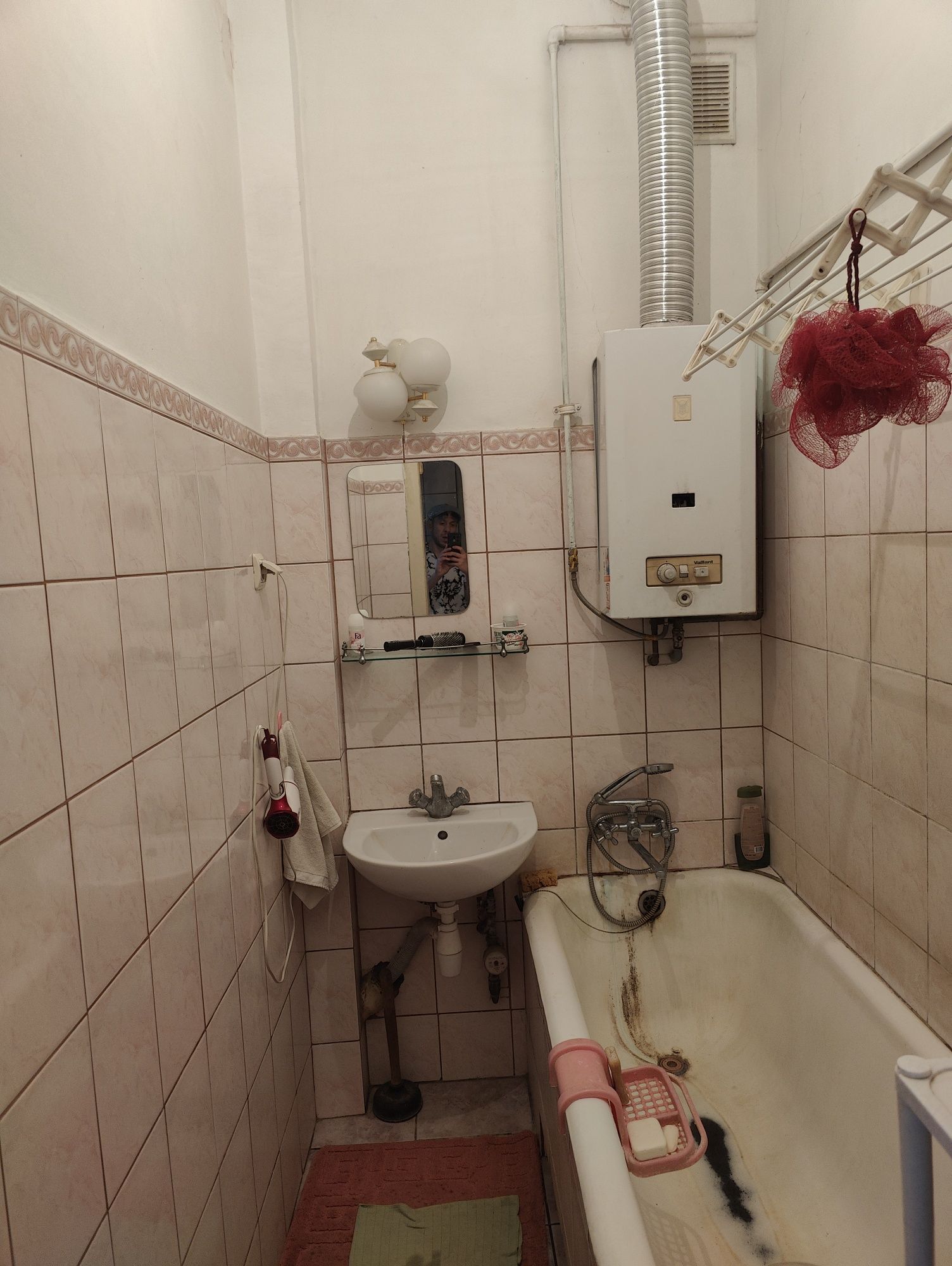 Здаю кімнату в квартирі для 1 чи 2-ох дівчат.ЦЕНТР.вул.К.Левицького