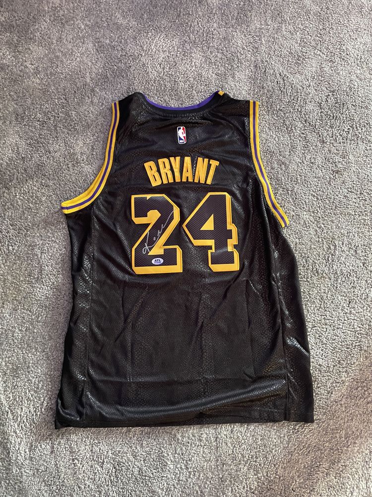 Camisola Autografada Kobe Bryant