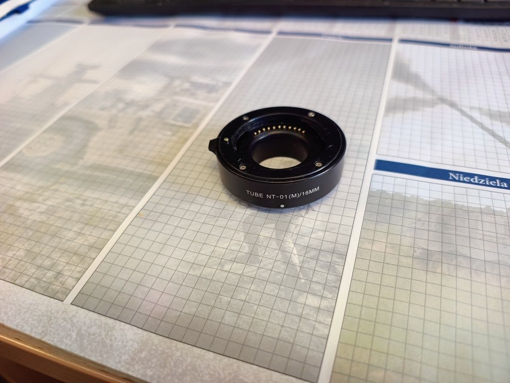 Dwa pierscienie pośrednie do makrofotografii dla systemu micro 4/3