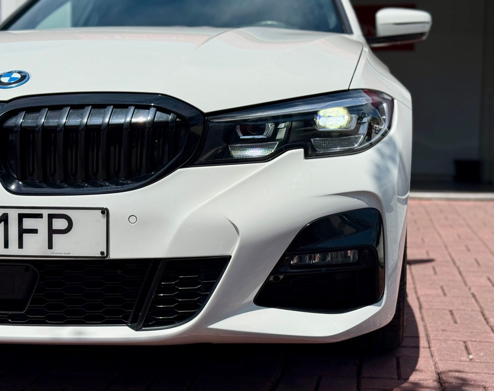 BMW 330 e Touring Pack M Auto