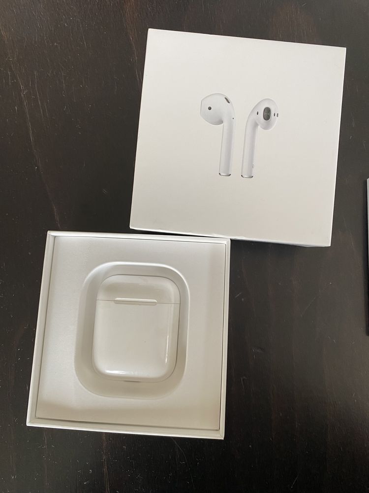 AirPods duszne słuchawki