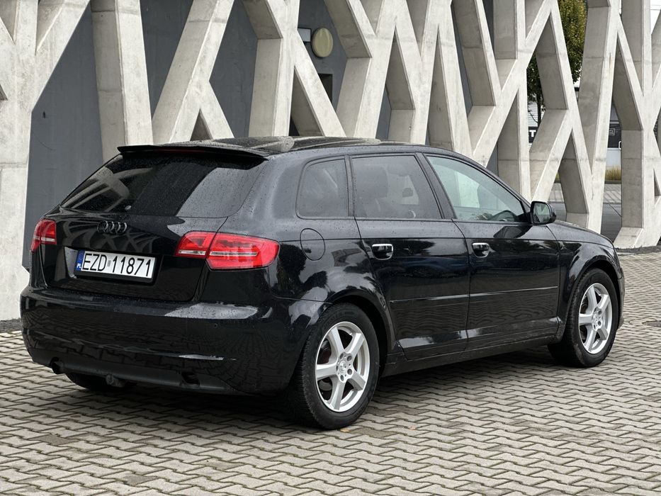 Audi A3 8P Sportback 1.6 TDI  Dotykowy Ekran Grzane fotele