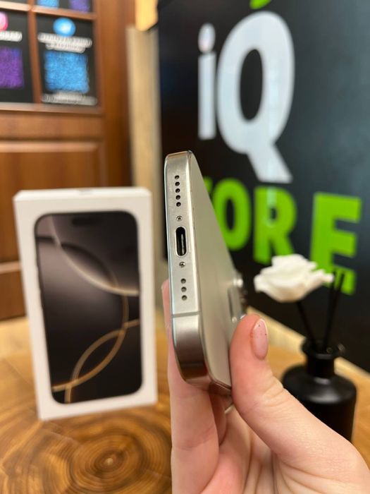 iPhone 16 Pro 256 Gb Desert Gold Neverlock