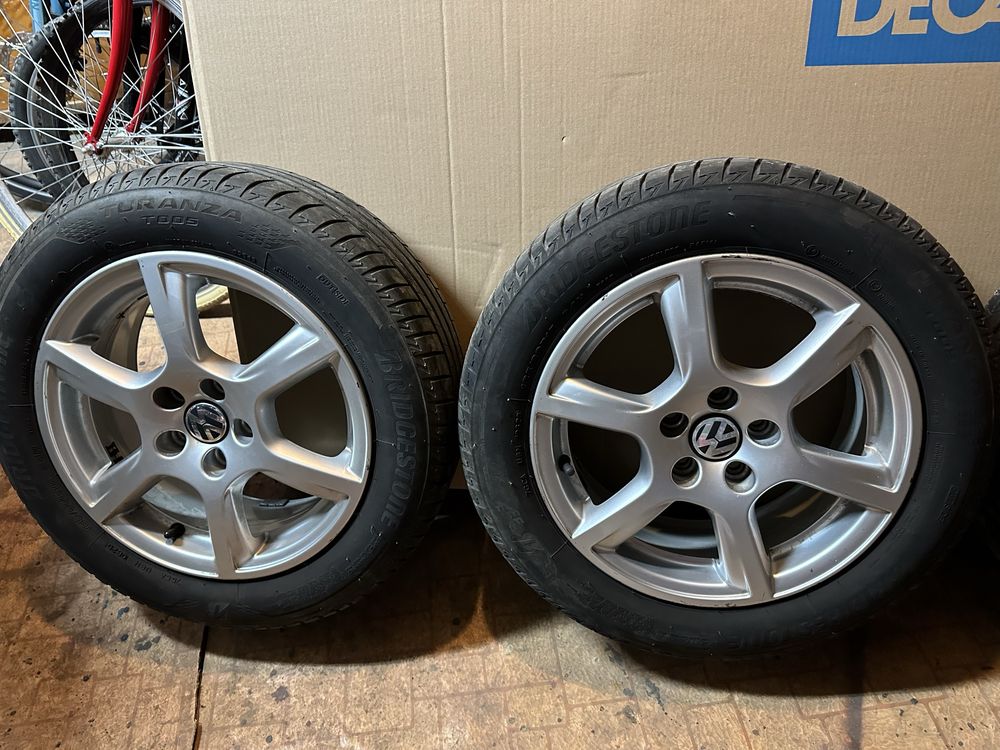 Alufelgi orginał VW 5X100 15" 6J ET40 + opony letnie Bridgestone