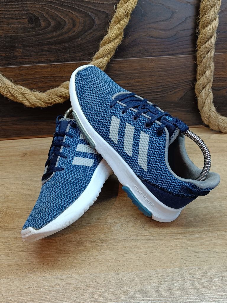 Niebieskie buty sportowe Adidas Cloudfoam 40