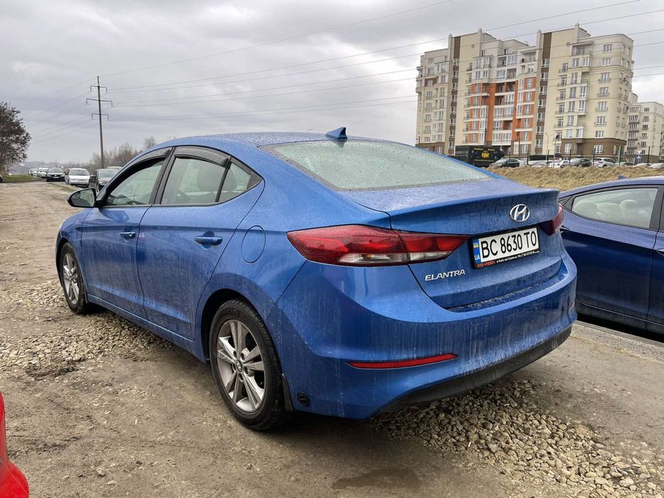 Оренда прокат авто машин Hyundai Elantra ЛЬВІВ та область