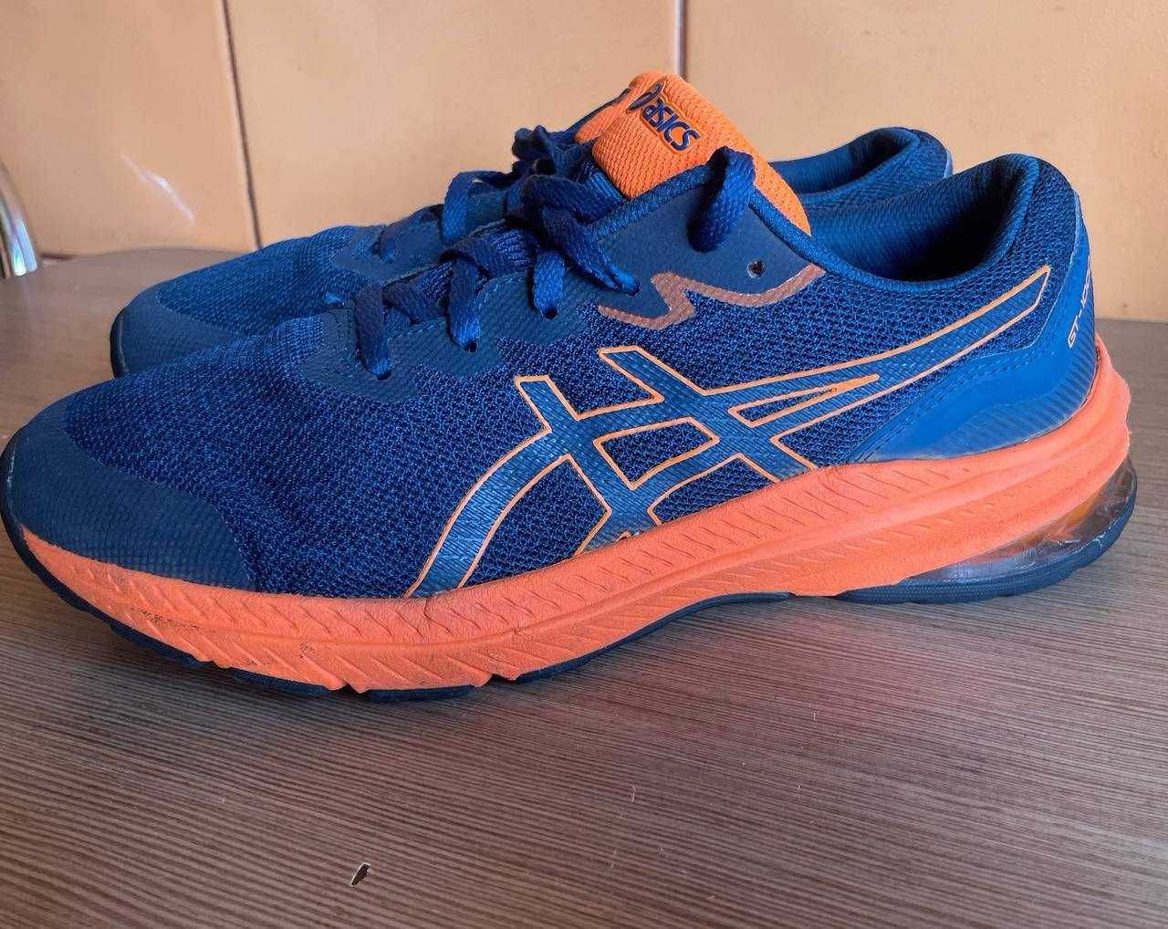 Кроссовки Asics GT-1000 40 р
25.25 см