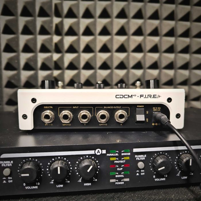 Multiefekt gitarowy / basowy Hotone Ampero II stomp MP-300