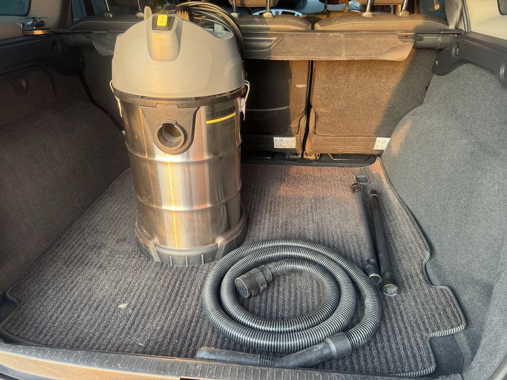 Продам пылесос Karcher Professional NT 38/1 Me Classic