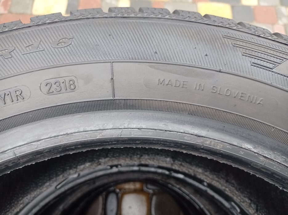 Покришки Debica 205/55 R16 комплект зимової гуми