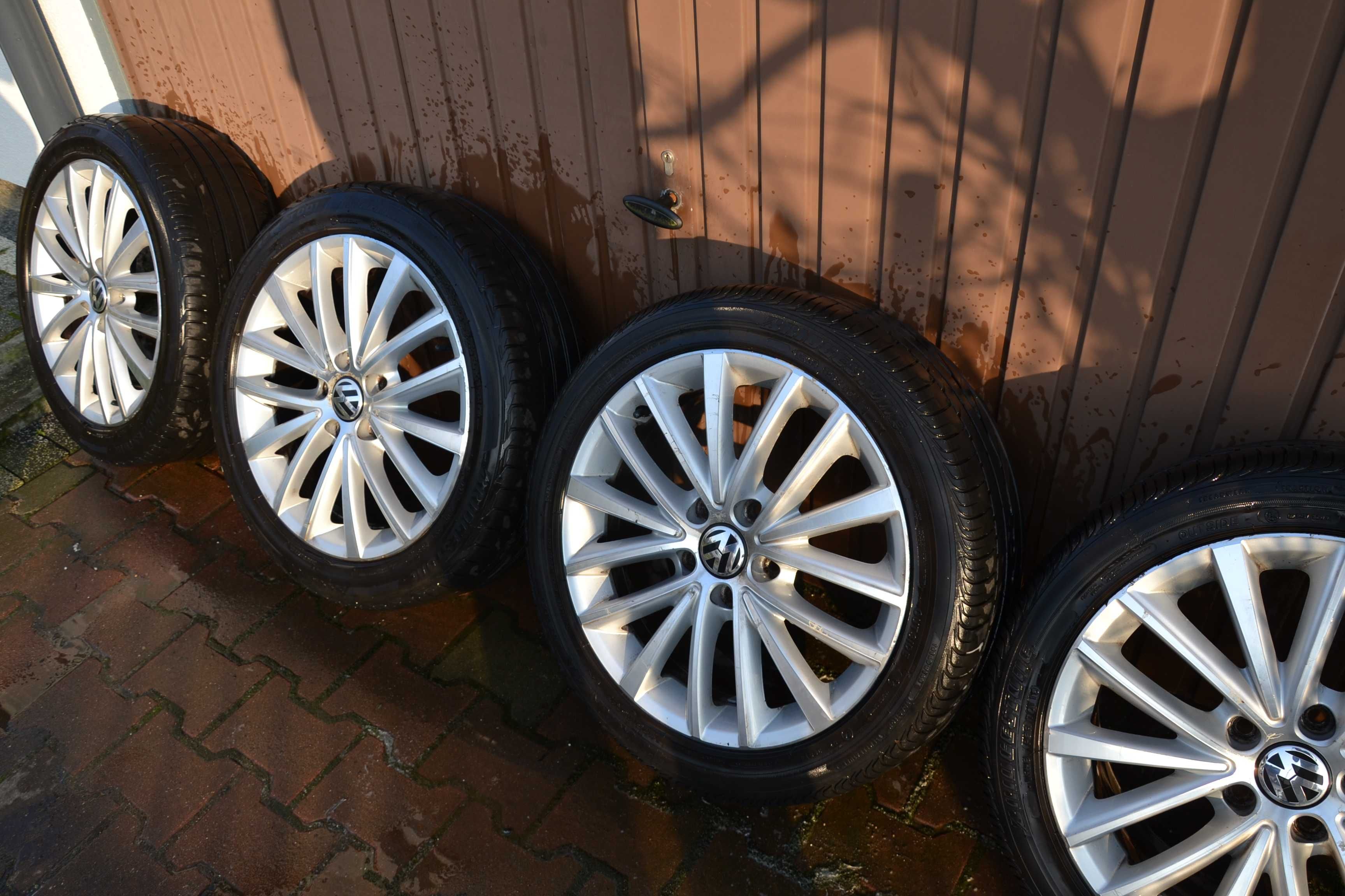 Koła letnie Alufelgi Volkswagen 225/45R17 et54