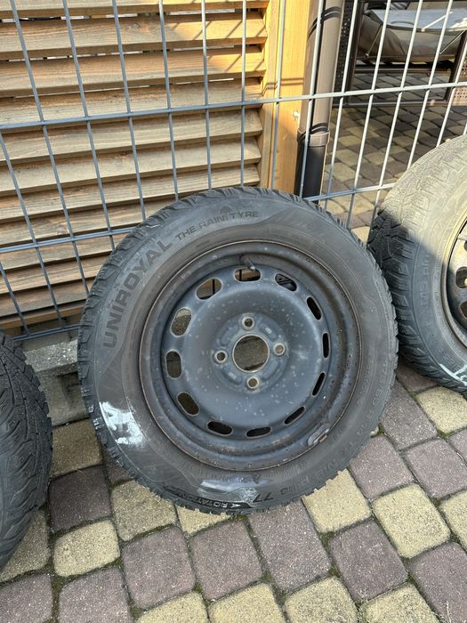 Opony zimowe Uniroyal