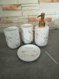 Zestaw łazienkowy ceramiczny