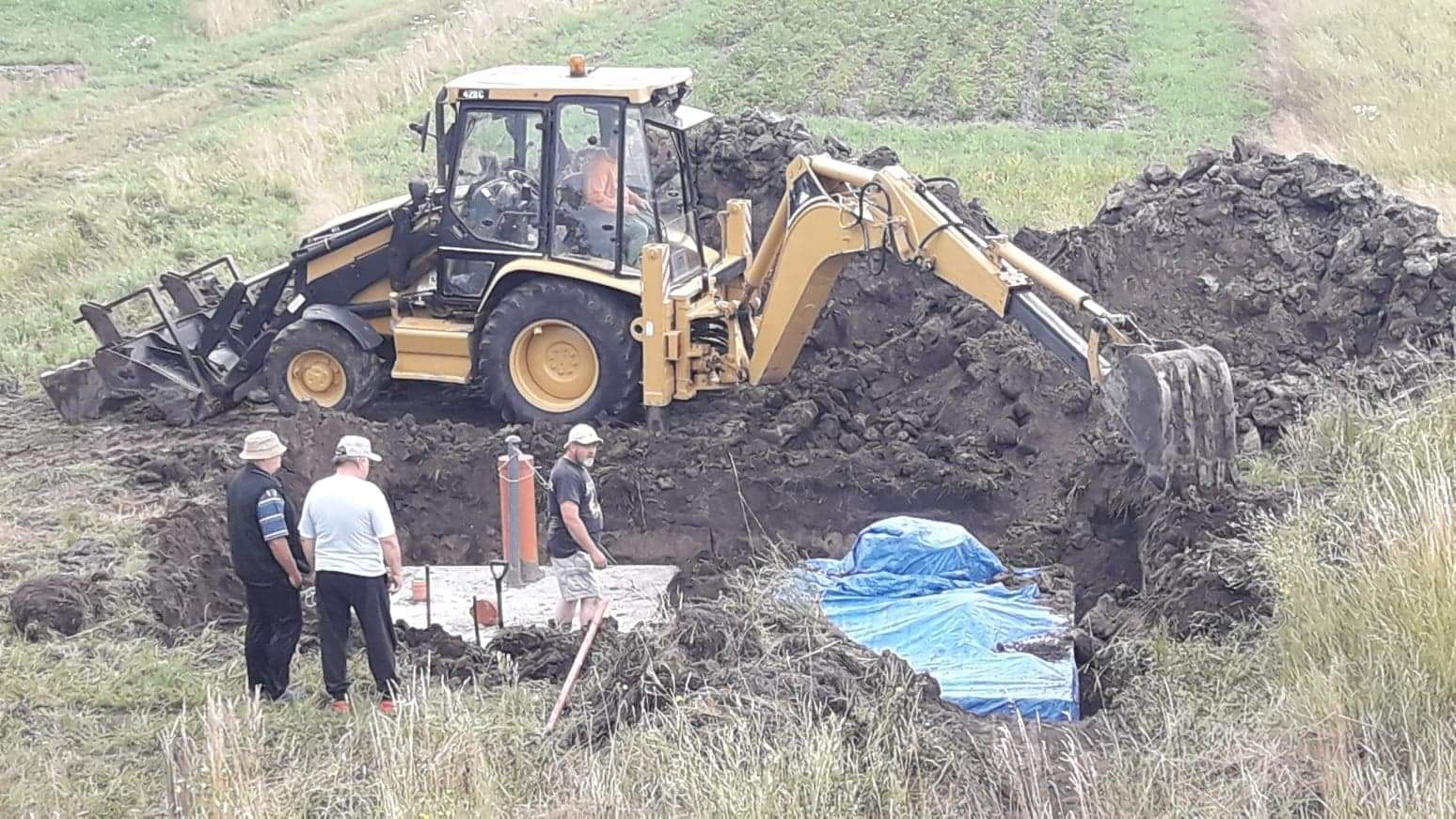 Koparko ładowarka Busko. Koparka Busko. Minikoparka Busko.Usługi minik