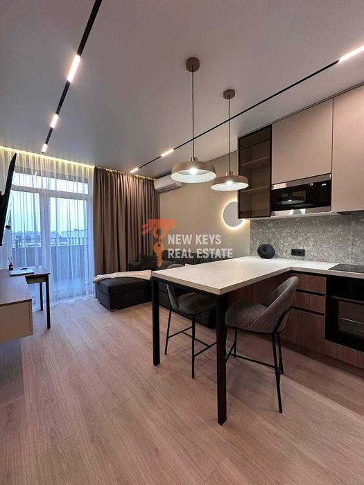 Файна таун Салютна 20 без комісії