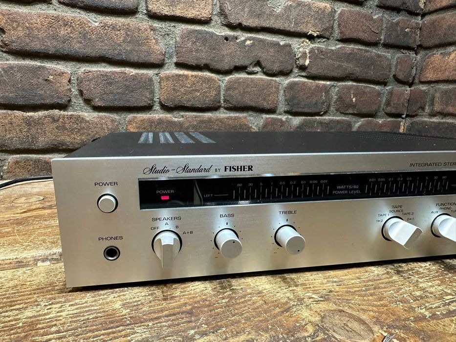 Wzmacniacz Fisher CA-440