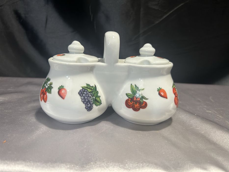 Podwójny Przyprawnik Ceramiczny z Owocowym Motywem