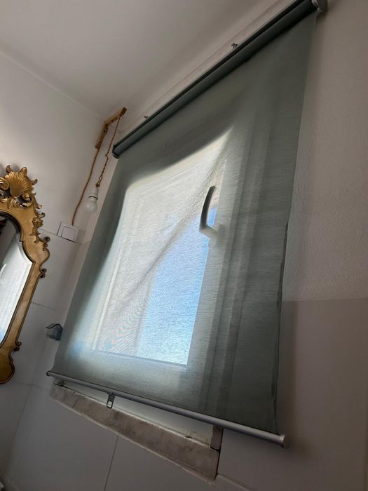 Estore de Correr IKEA SKOGSKLÖVER – Verde - um pouco opaco